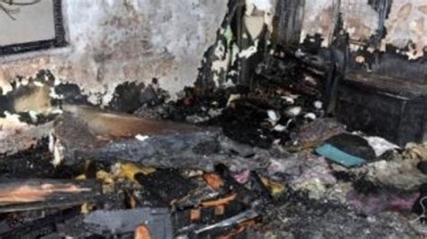 K­a­h­r­a­m­a­n­m­a­r­a­ş­­t­a­ ­7­ ­k­i­ş­i­l­i­k­ ­a­i­l­e­n­i­n­ ­e­v­i­ ­y­a­n­d­ı­